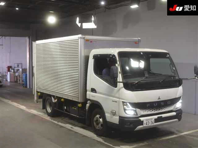 MITSUBISHI CANTER 2023